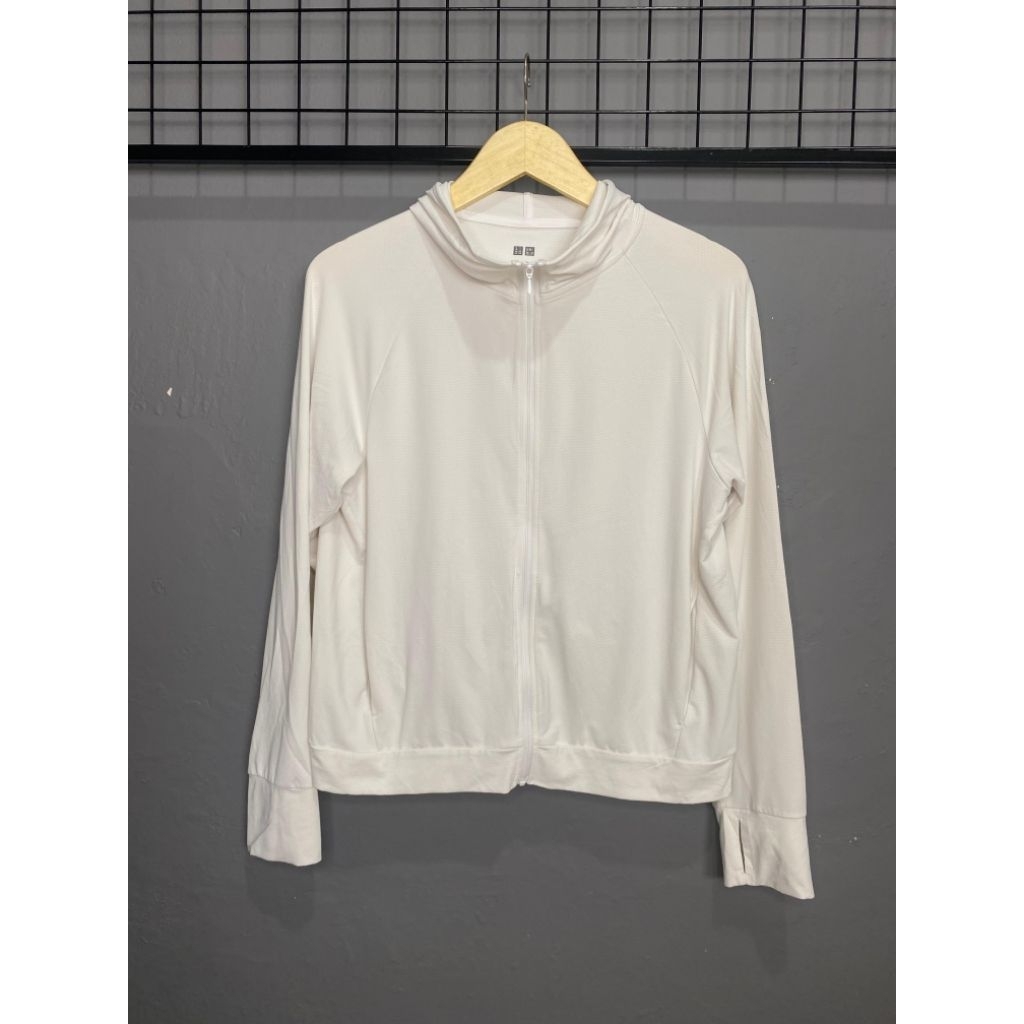 UNIQLO AIRISM UV PROTECTION JAKET