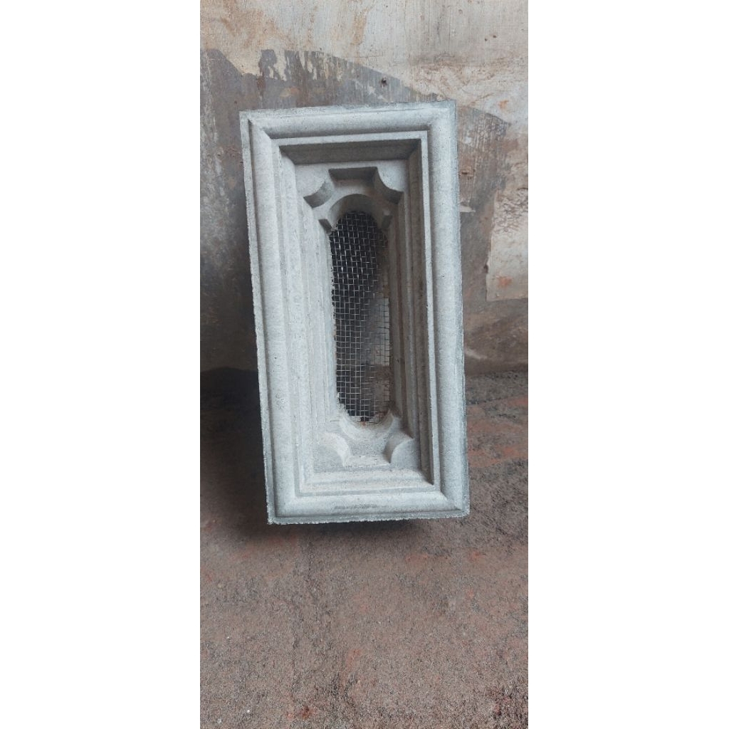 Lubang Angin Beton Siap Pasang + Kawat Ram | Ventilasi Dinding Estetik