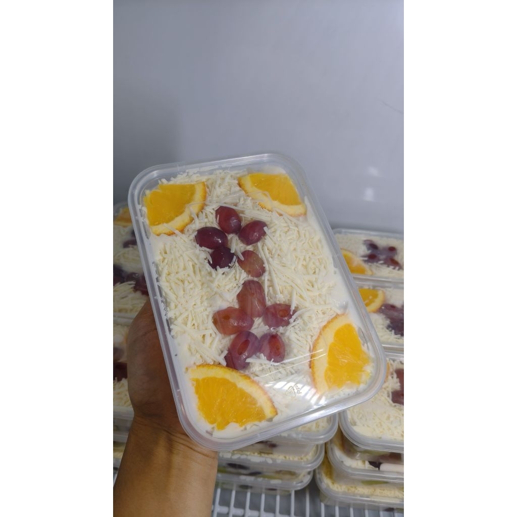 salad buah 500ml / 250ml
