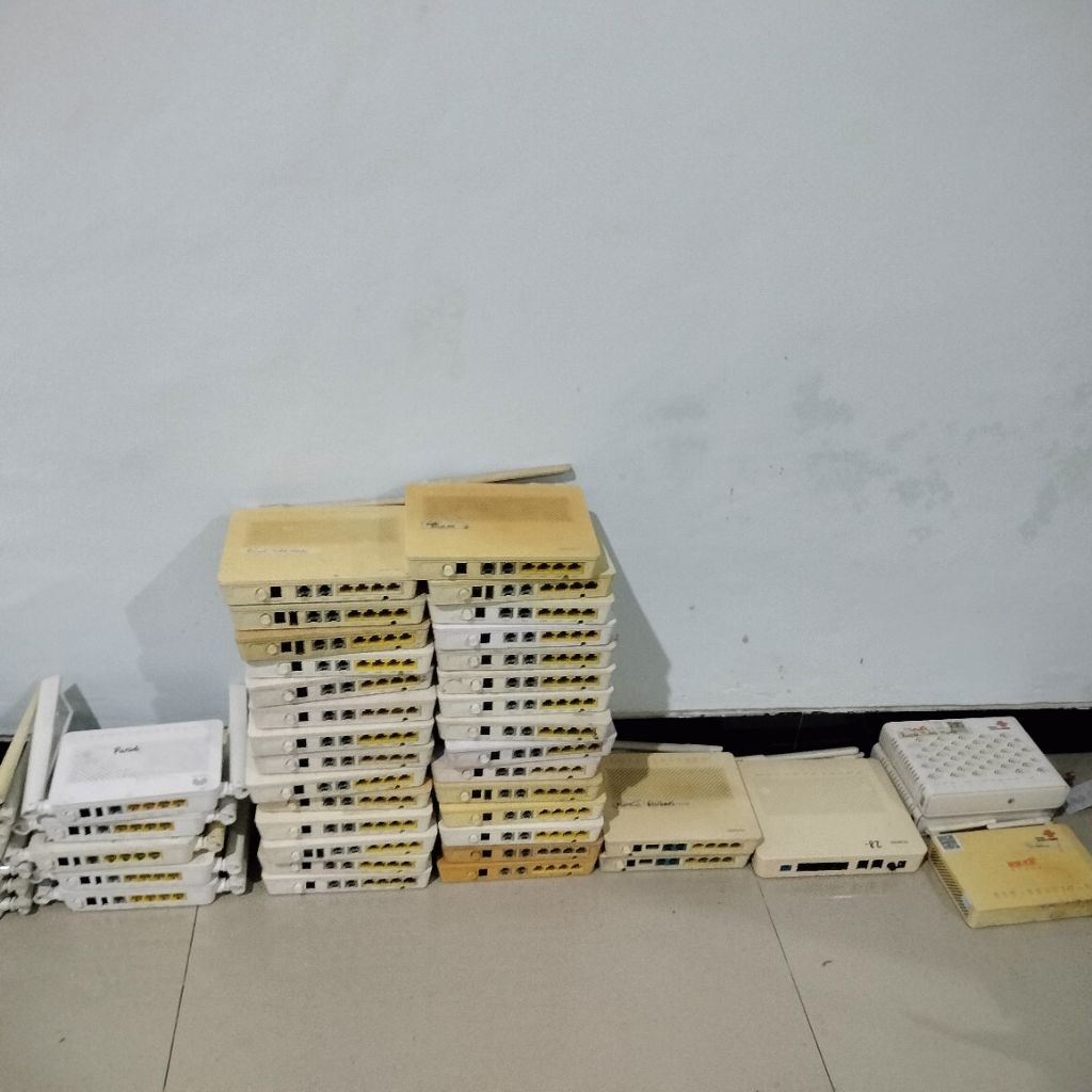 Router Huawei Rusak