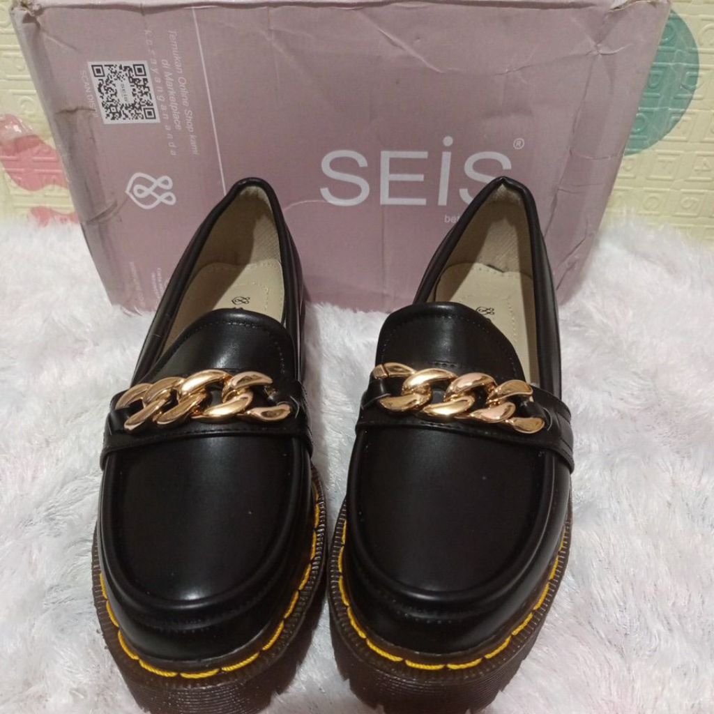 sepatu Seis Alfa