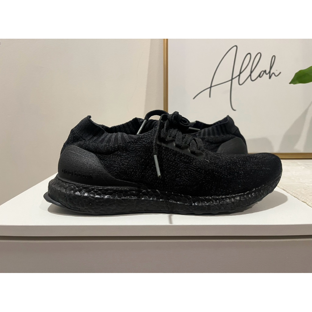 Ultraboost Uncaged Tripleblack Mulus