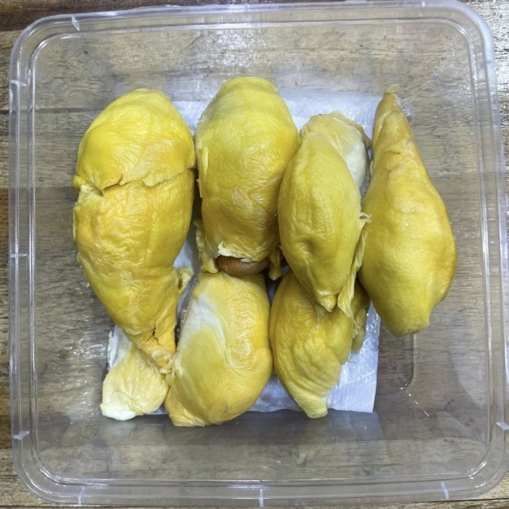 Buah durian fresh kupas bawor durian asli bawor -+550 gram