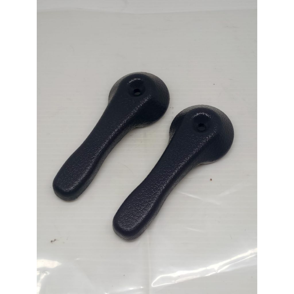 knop jok belakang Nissan Terrano original per 1 pcs
