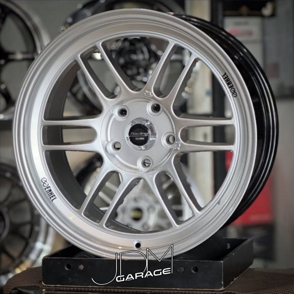 velg enkei rpf1 flow forming r17 lebar 8 pcd 5x114,3 et 22 velg mobil ring 17 pnp mobil Innova rebor