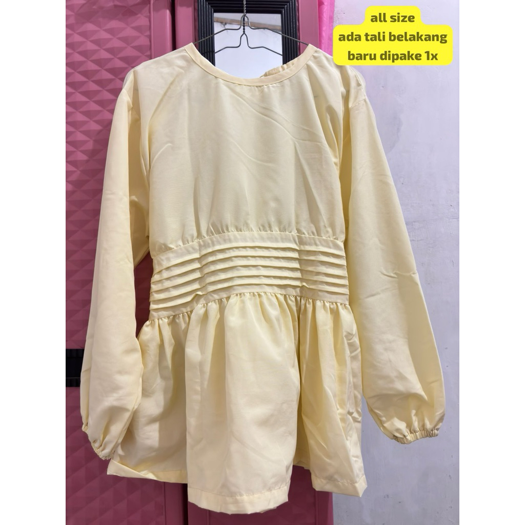 preloved atasan butter yellow