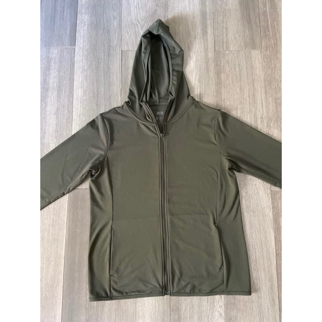 Jacket Uniqlo Anti UV Protection Army