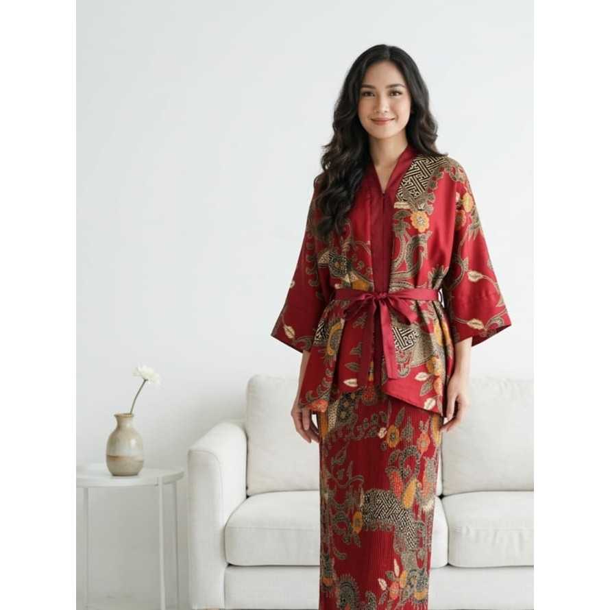 Set Baju Kurung Batik Kondangan Model Batwing Rok Plisket Batik Series by Nazya
