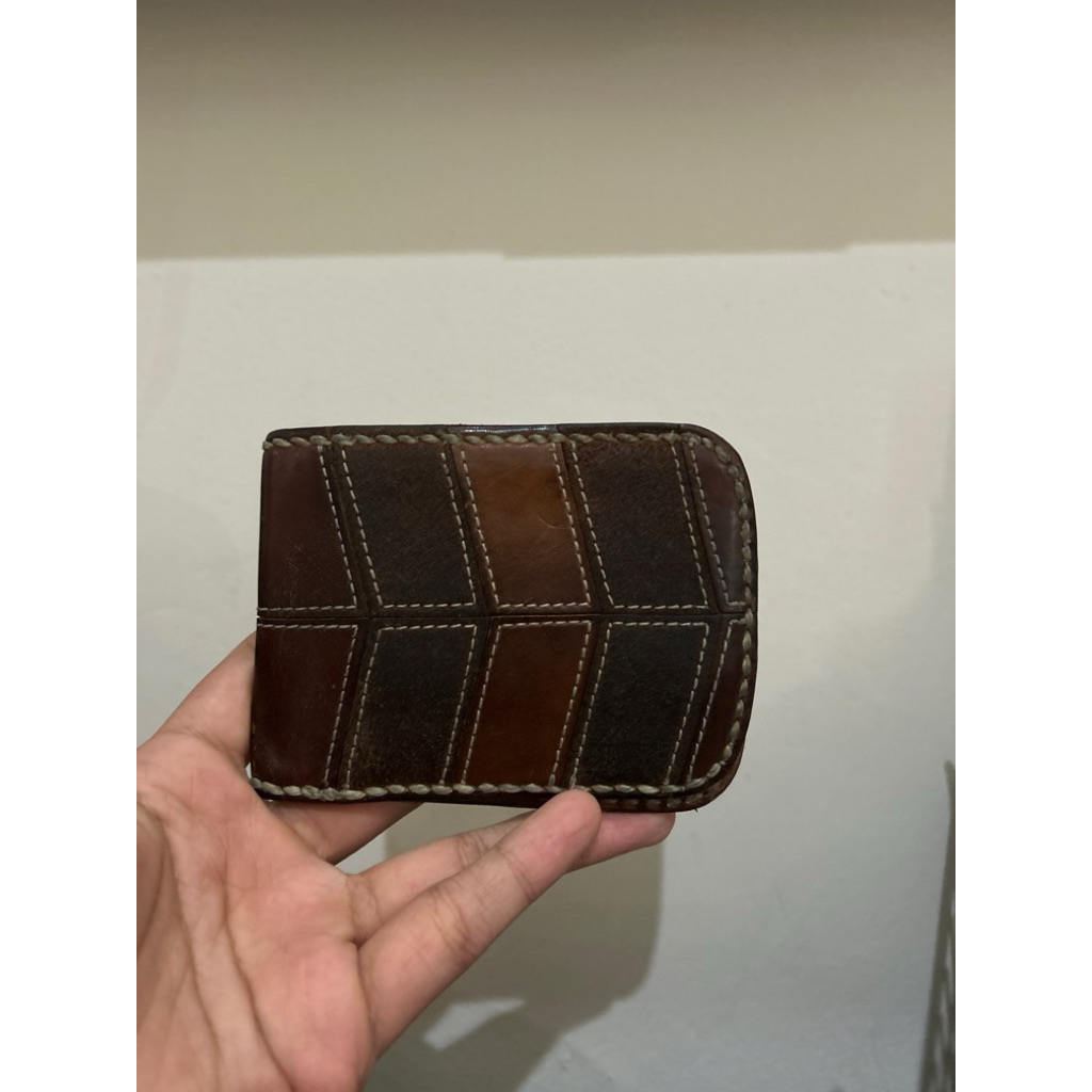Dompet Voyej