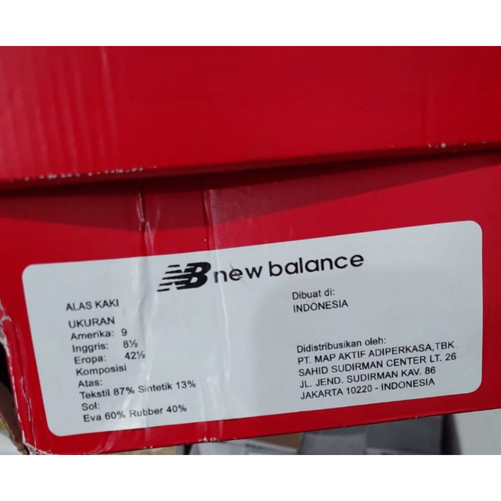 Sepatu Running NB*lance 420 size 42½ Baru Original 100%