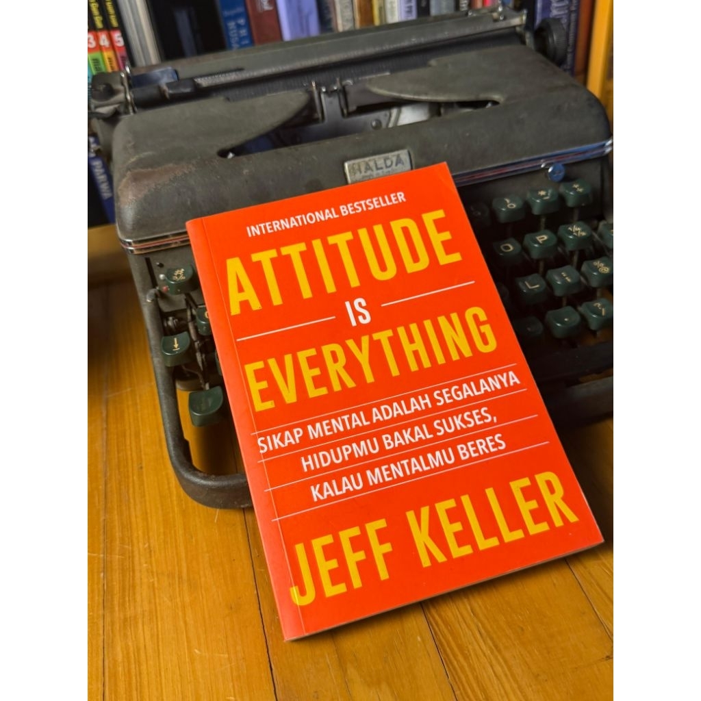 Buku Attitude Vs Everything - Jeff Keller