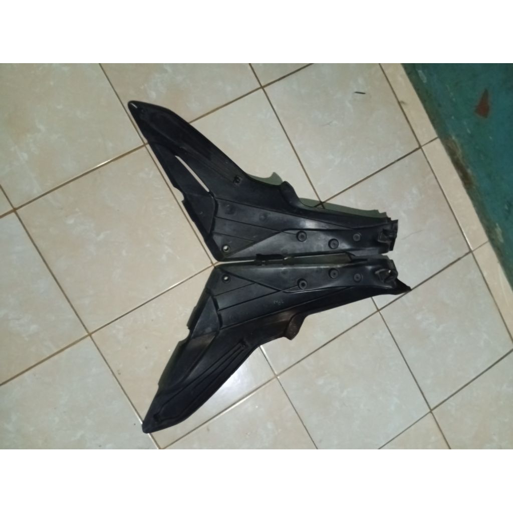 cofer sambungan body tutup aki CBR 150 old original copotan