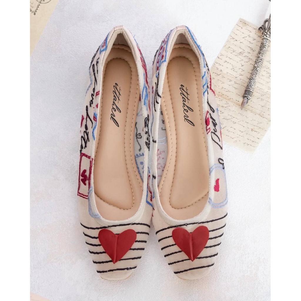 Ittaherl Love Letter Flat Shoes size 37