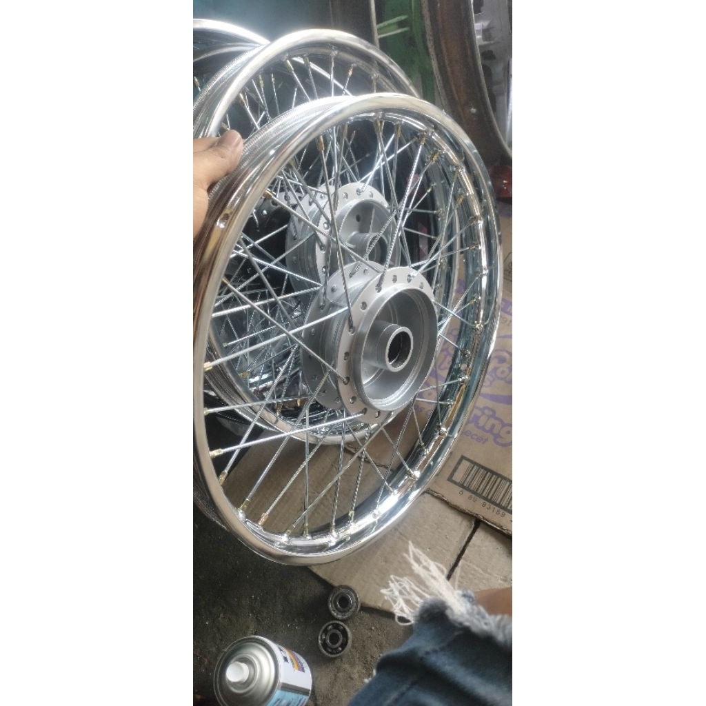 velg Supra x lama/fit lama ring 17 bagian blakang, pelek ORI D.I.D tinggl pasang