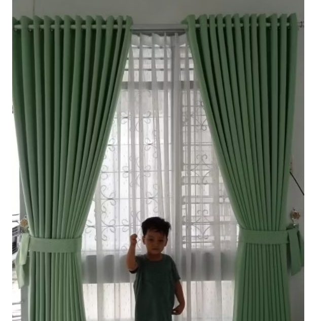 Gorden Blackout Polos Hijau Sage Minimalis dengan Bahan Premium dan 12 Ring Smokering