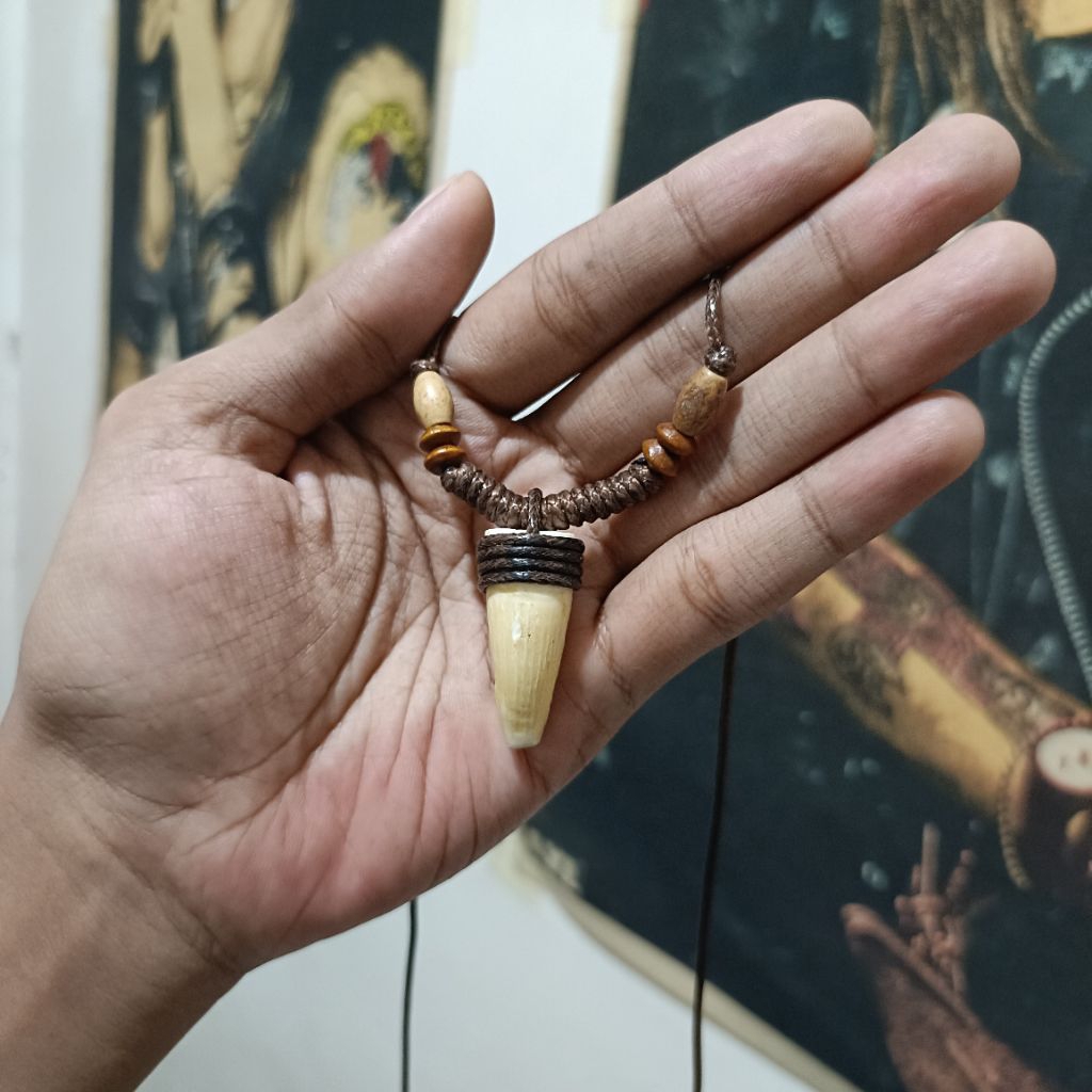 Kalung gibuy tarbuy tali coklat