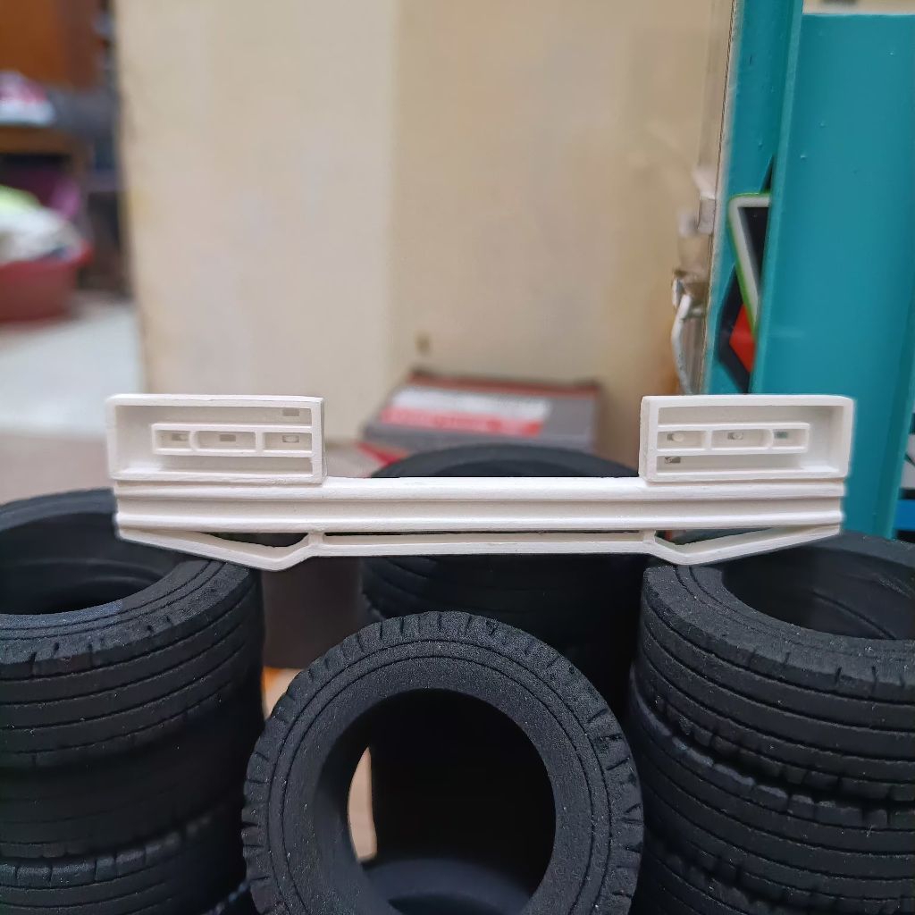 bemper stoplamp model herex miniatur truk plastik