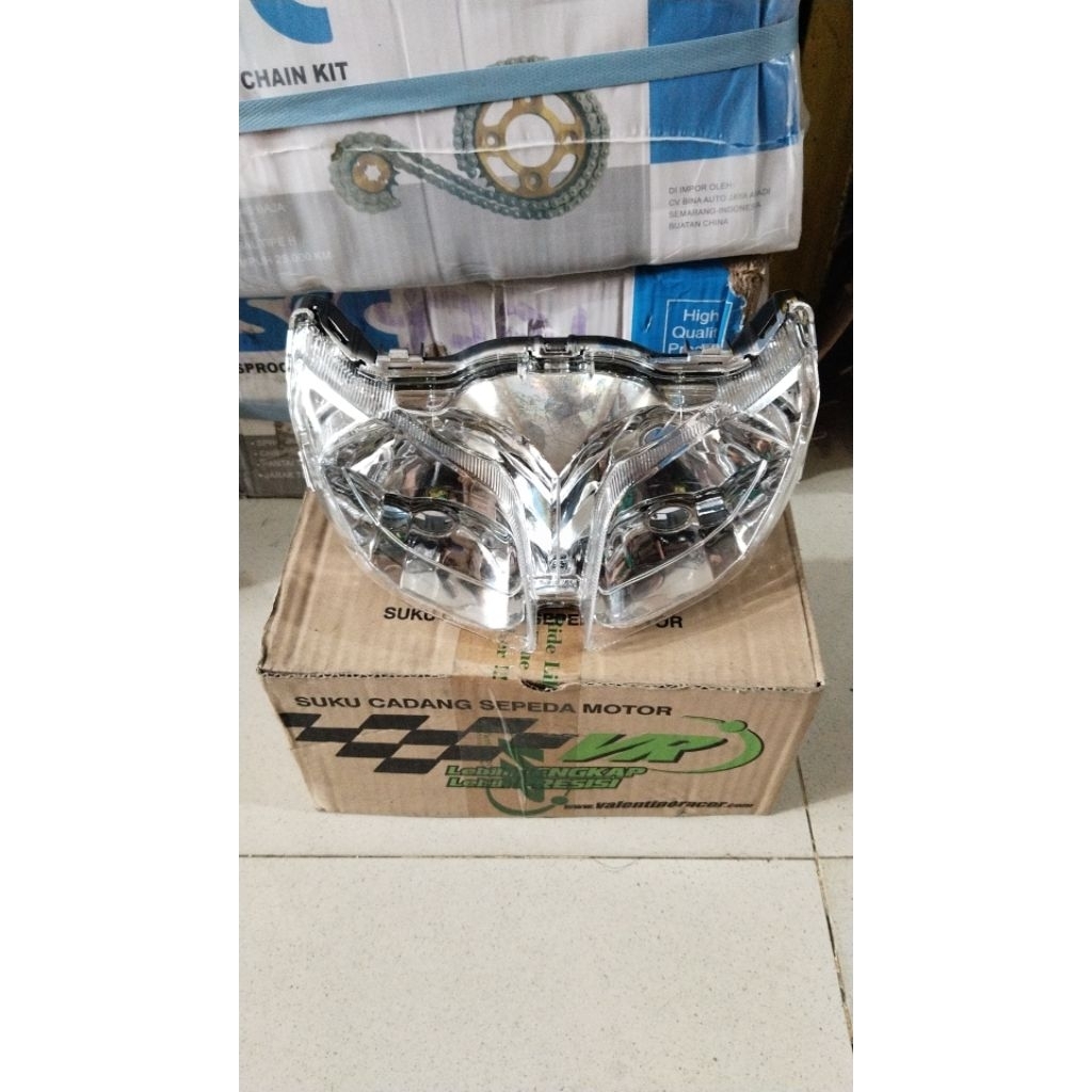 JUPITER Z 2010 LAMPU DEPAN REFLEKTOR LAMPU DEPAN JUPITER Z ROBOT KARBURATOR TAHUN 2010