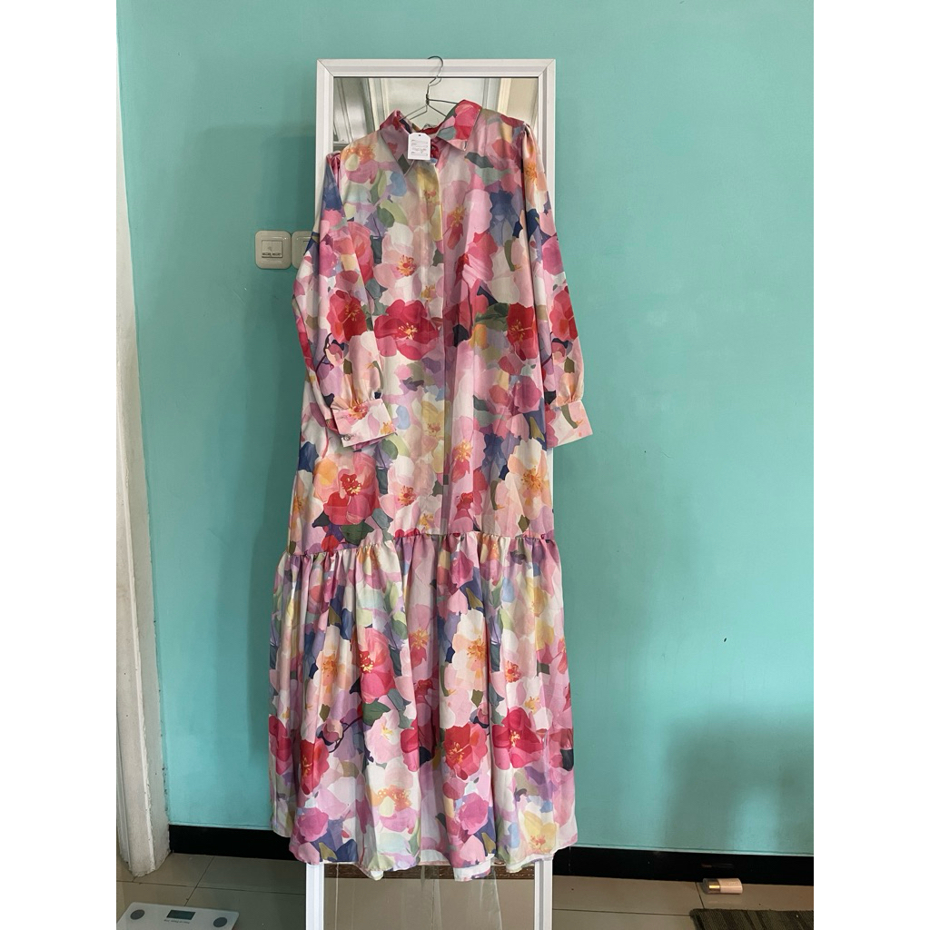 daisy dress