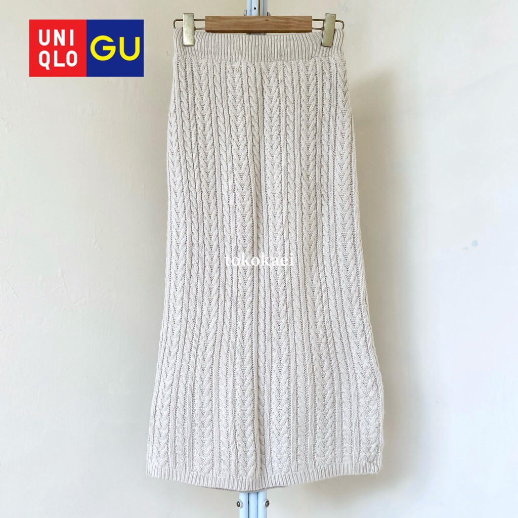 [Split Pay jadi 115k aja] - Rajut Kepang Knit Skirt GU Uniqlo