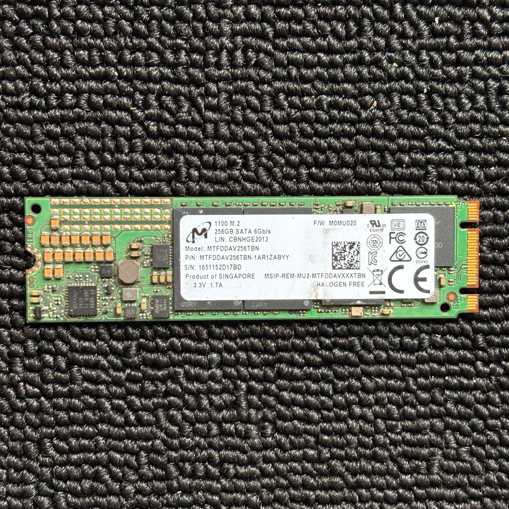 SSD M.2 SATA MICRON 256GB RUSAK