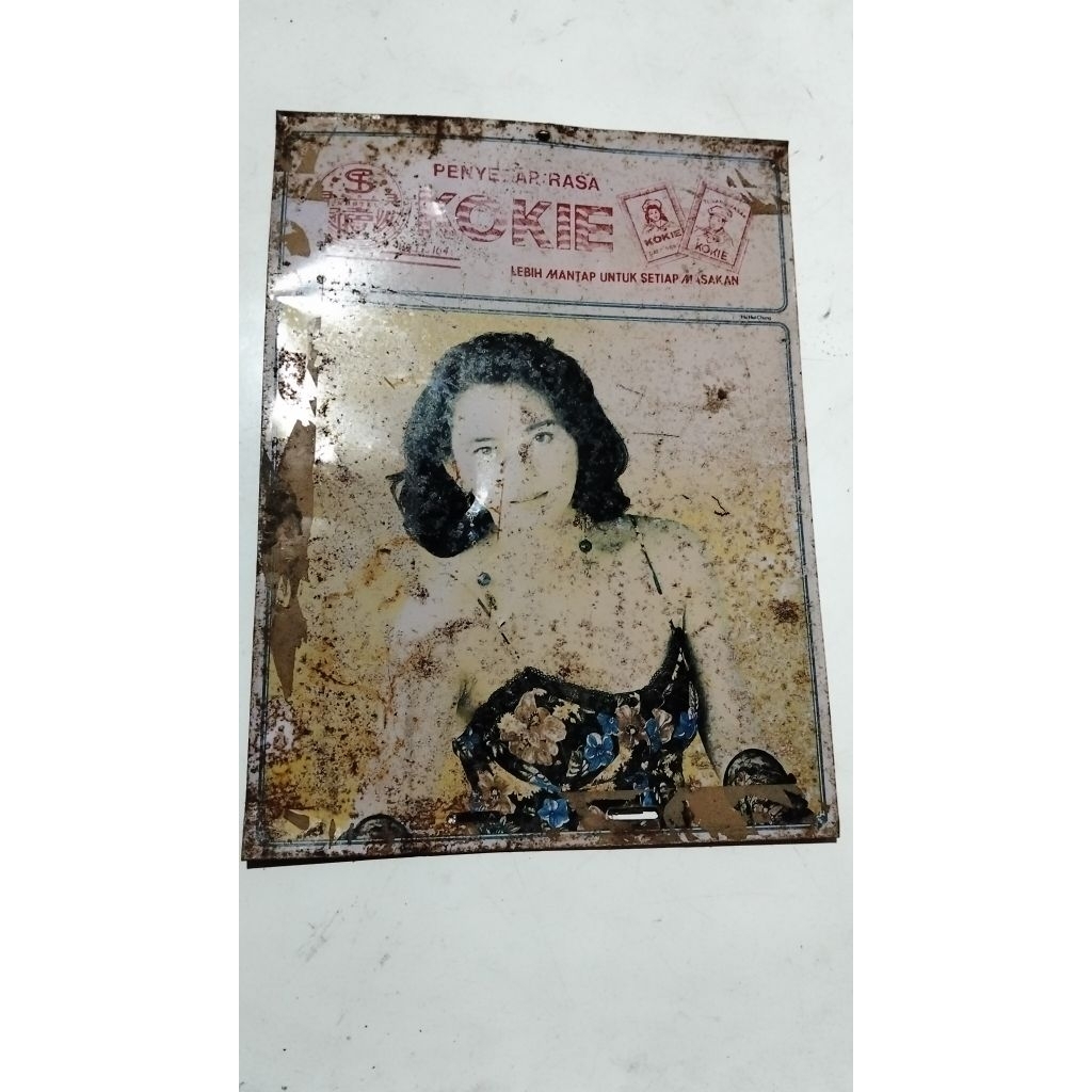 iklan seng display vintage