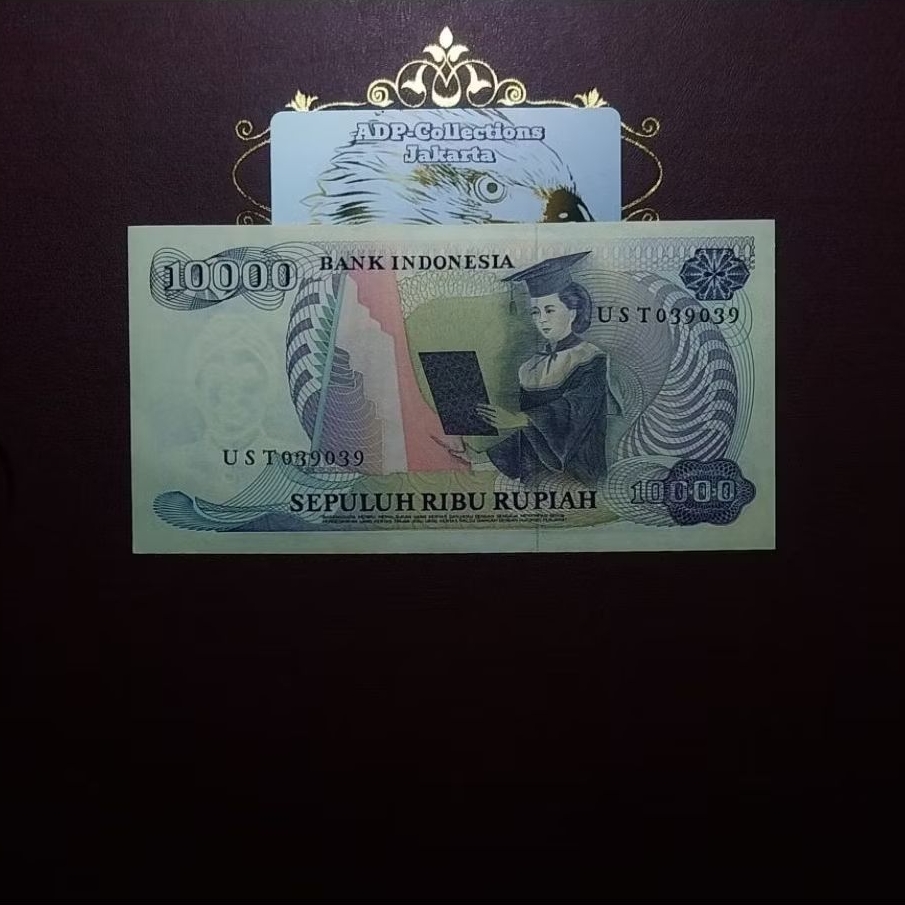 Uang Kuno 10000 Kartini Seri Repeater 039039