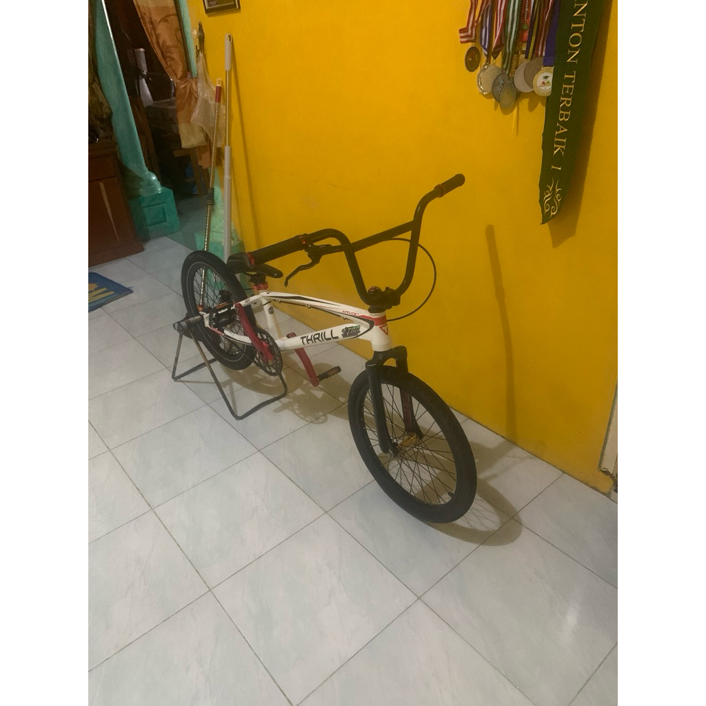 sepeda bmx thrill havoc