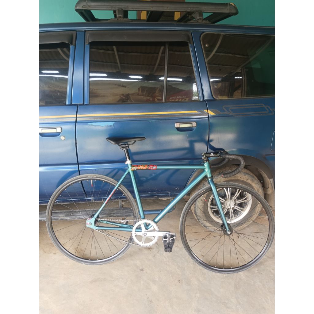 frame only soloist 71 size 52