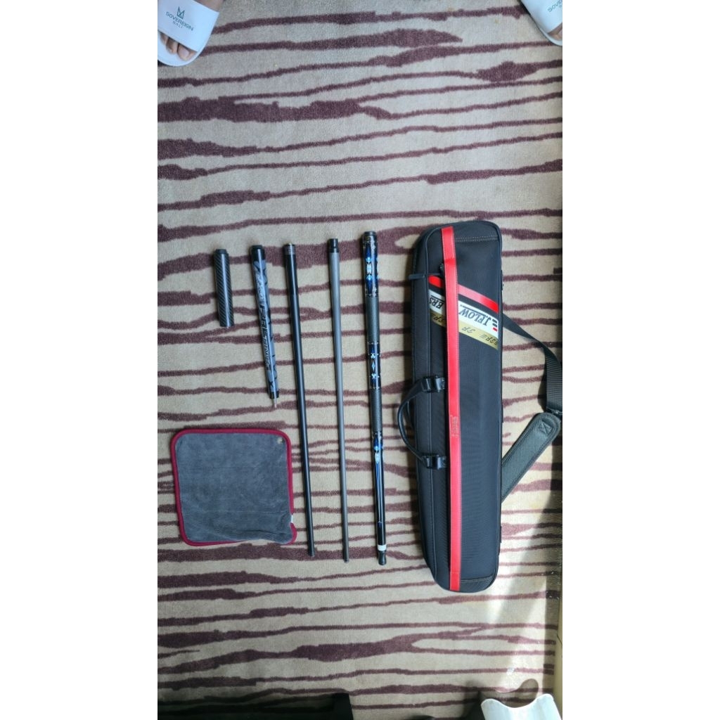 Stick Biliard merk Cue X HQ by konlenn & Free J Flower case