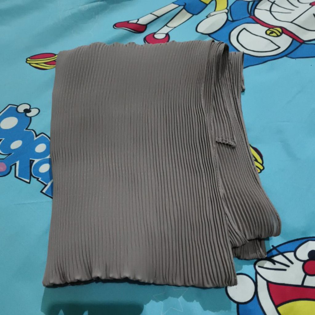 pl kerudung plisket anak