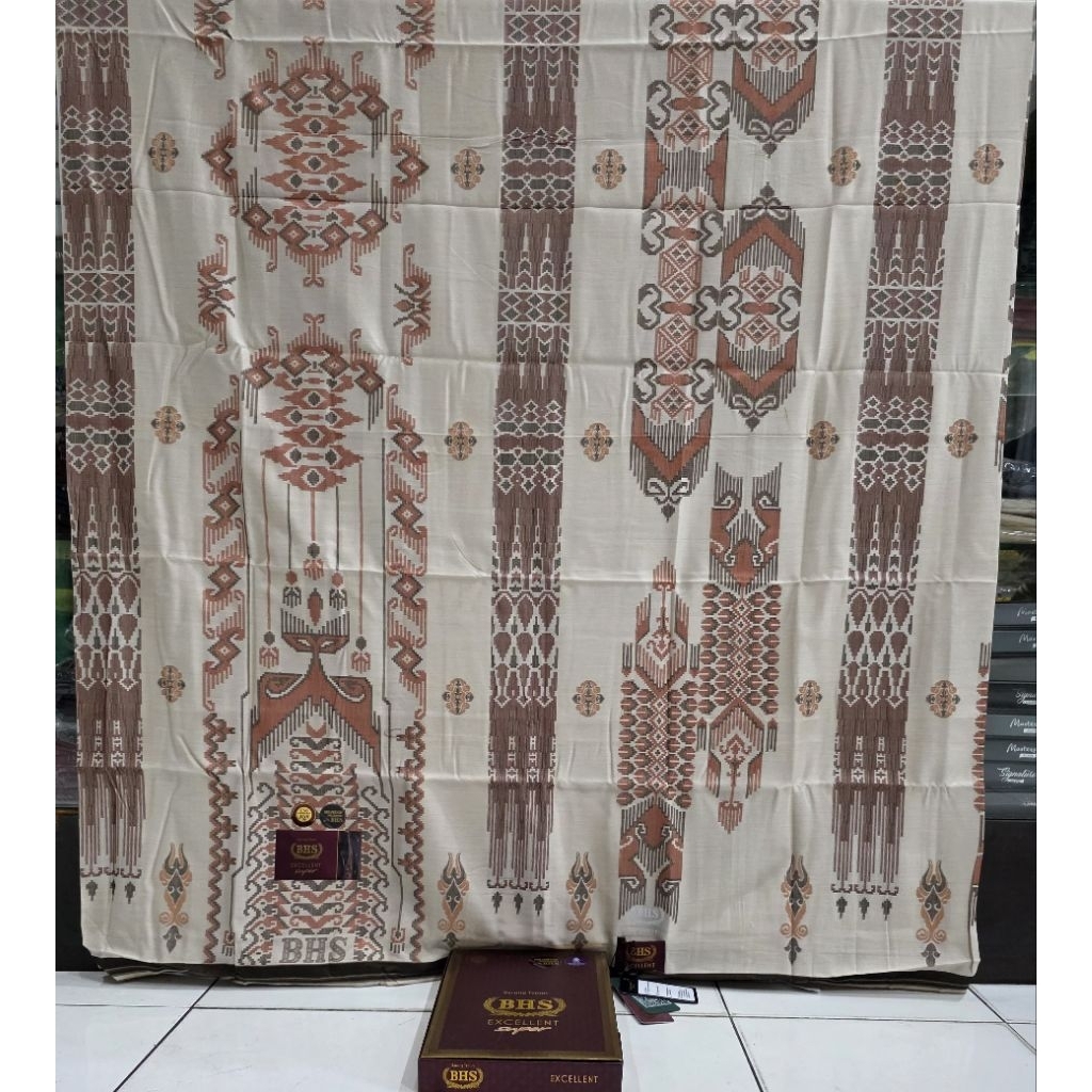 BHS EXCELLENT SUPER  JAQGUAR JGR GOLD