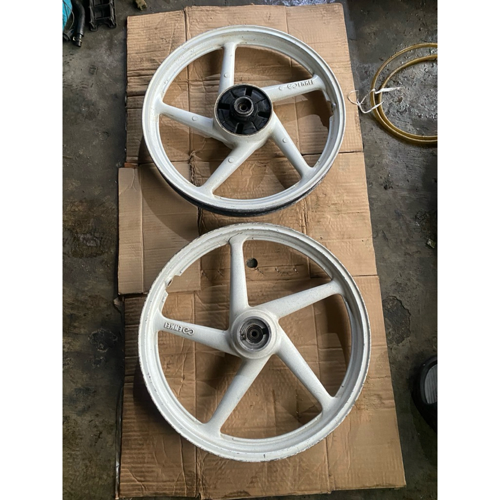 Velg pelek roda depan belakang suzuki enkai original pnp smash new smash old shogun 125 shogun 110 r
