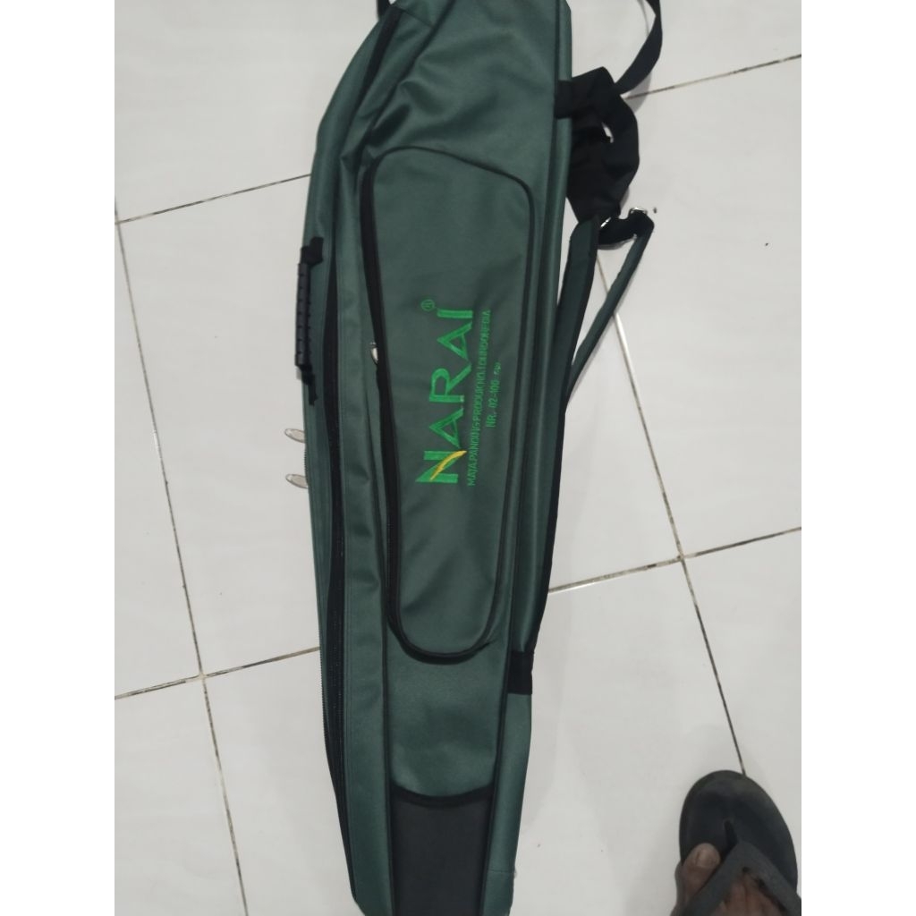 Tas pancing Narai bahan terpal 100 cm.