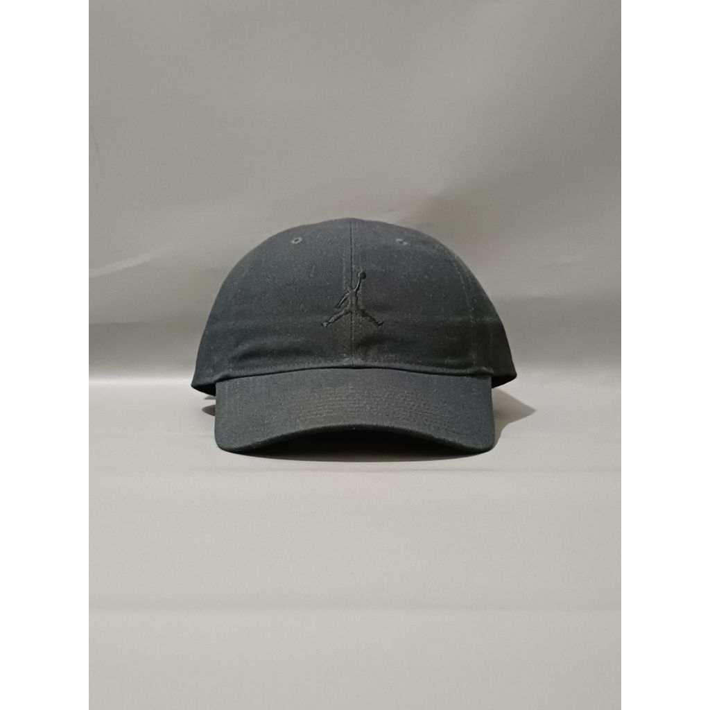 topi Jordan second