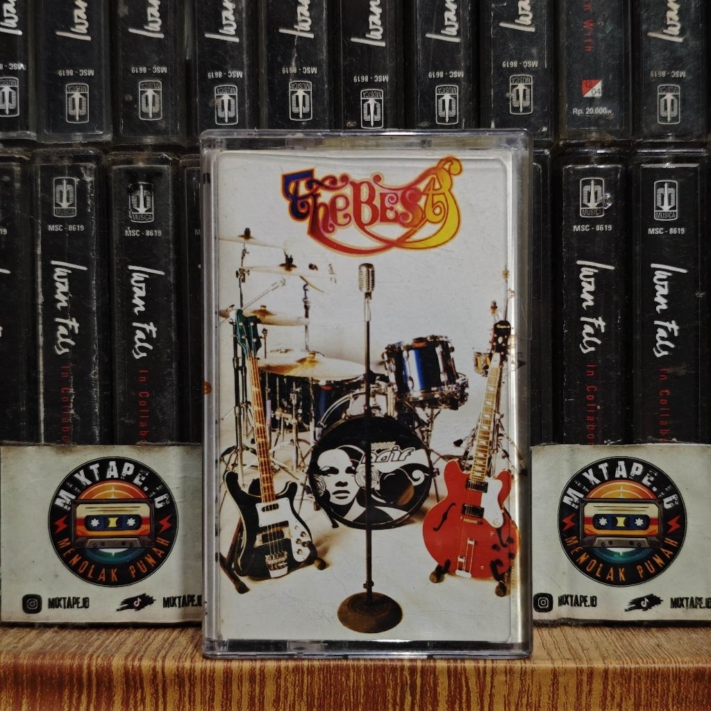 Kaset - Naif - The Best Of - Kaset Pita - Radio Tape - Radio - Pemutar Kaset - Retro - Classic - Cas