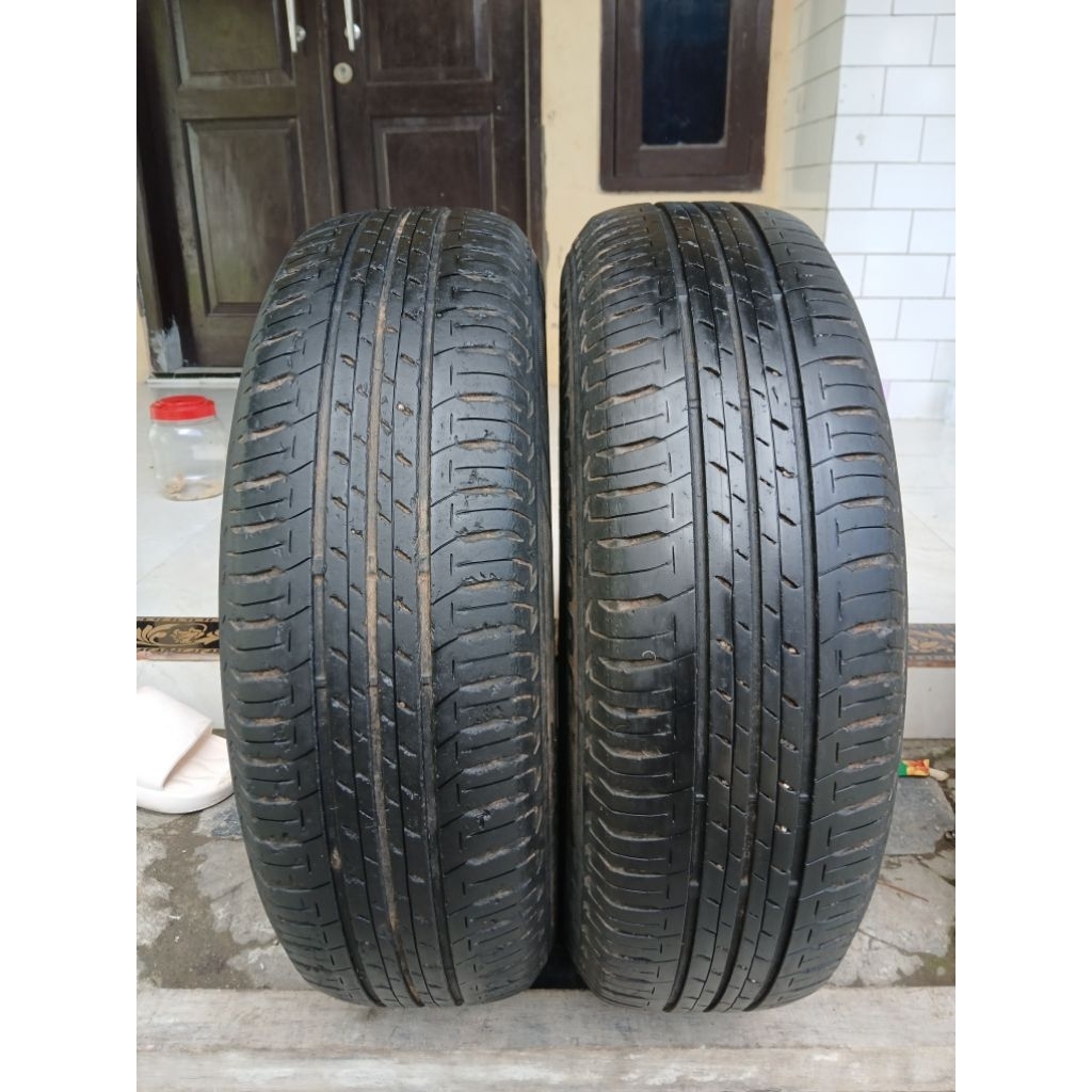 Ban Bridgestone 185/70 R14