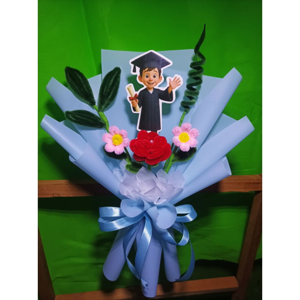 Buket Wisuda Cowok dan bunga rangkaian bunga kawat bulu Cocok banget untuk anak TK/SMP/SMA/SMK/Kulia