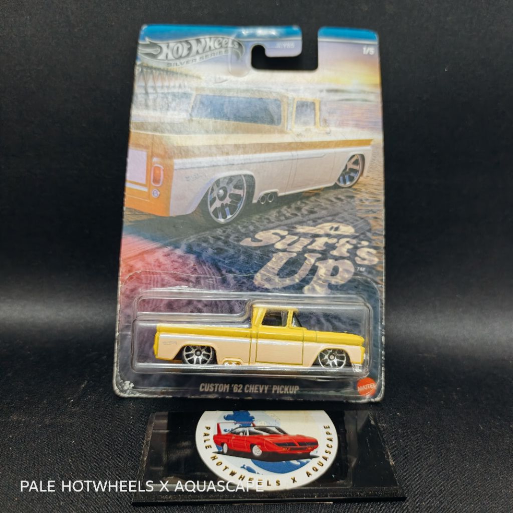 HOTWHEELS custom 62 CHEVY PICKUP surfs up yellow