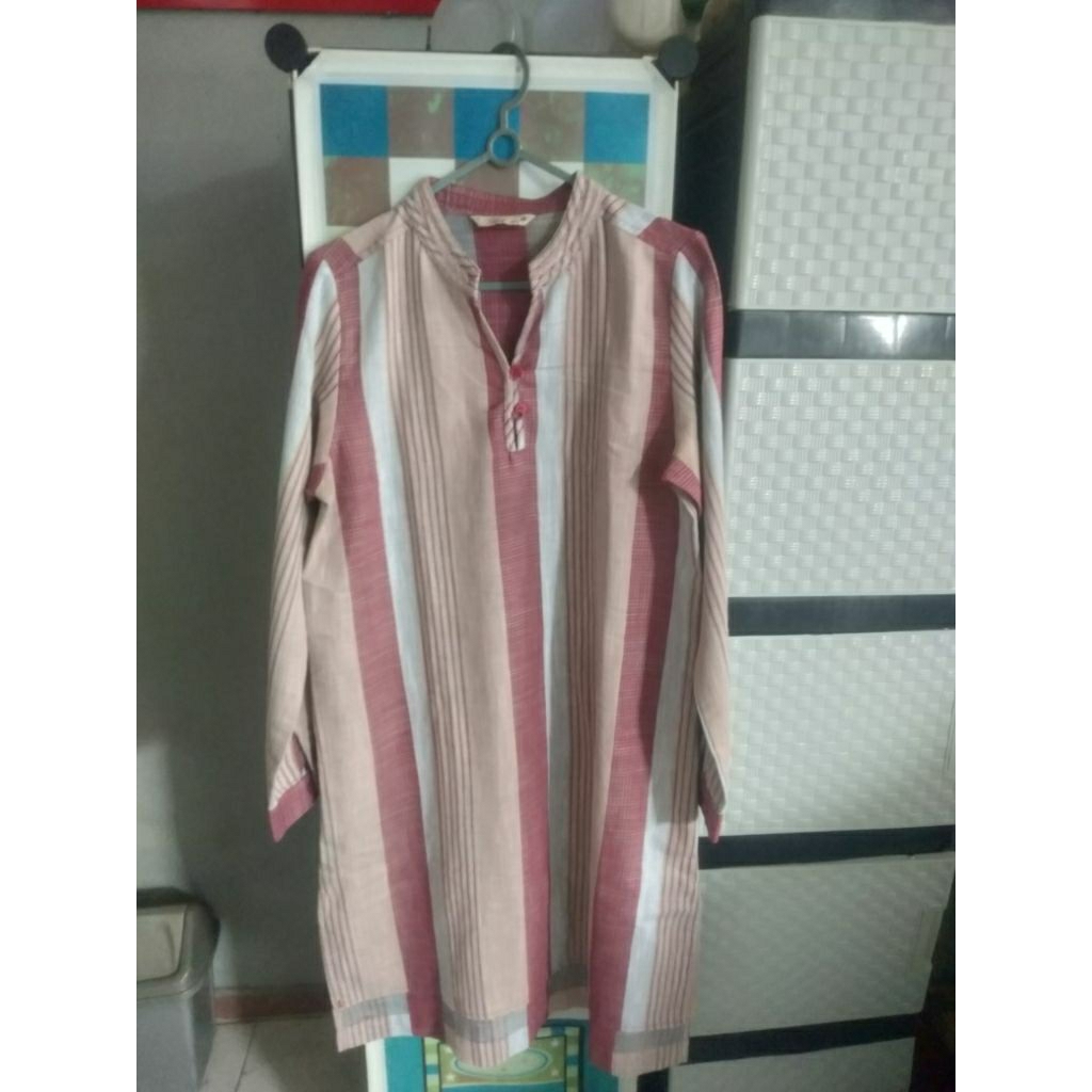 Tunik triset
