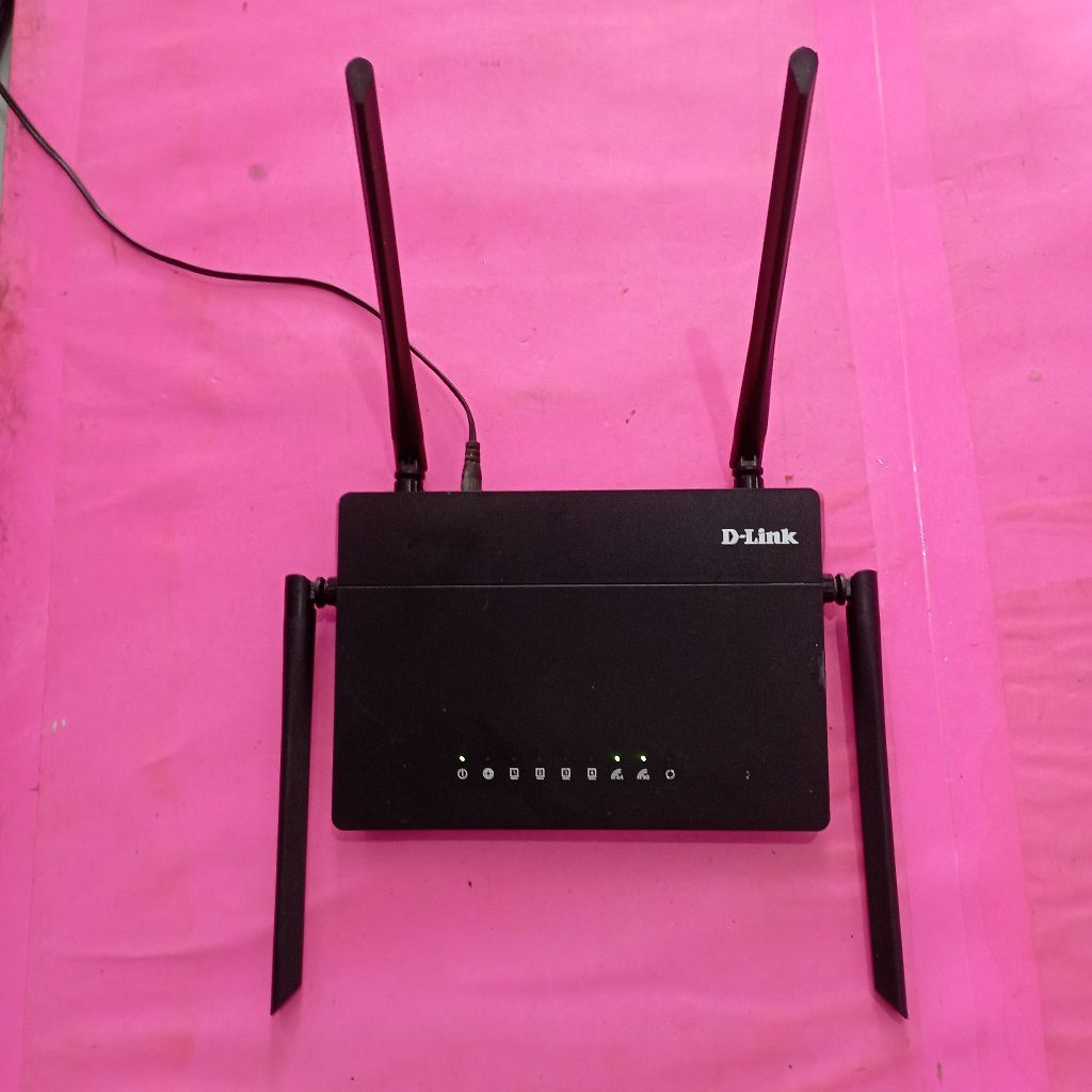 D-Link DIR-822 ROUTER WIRELESS