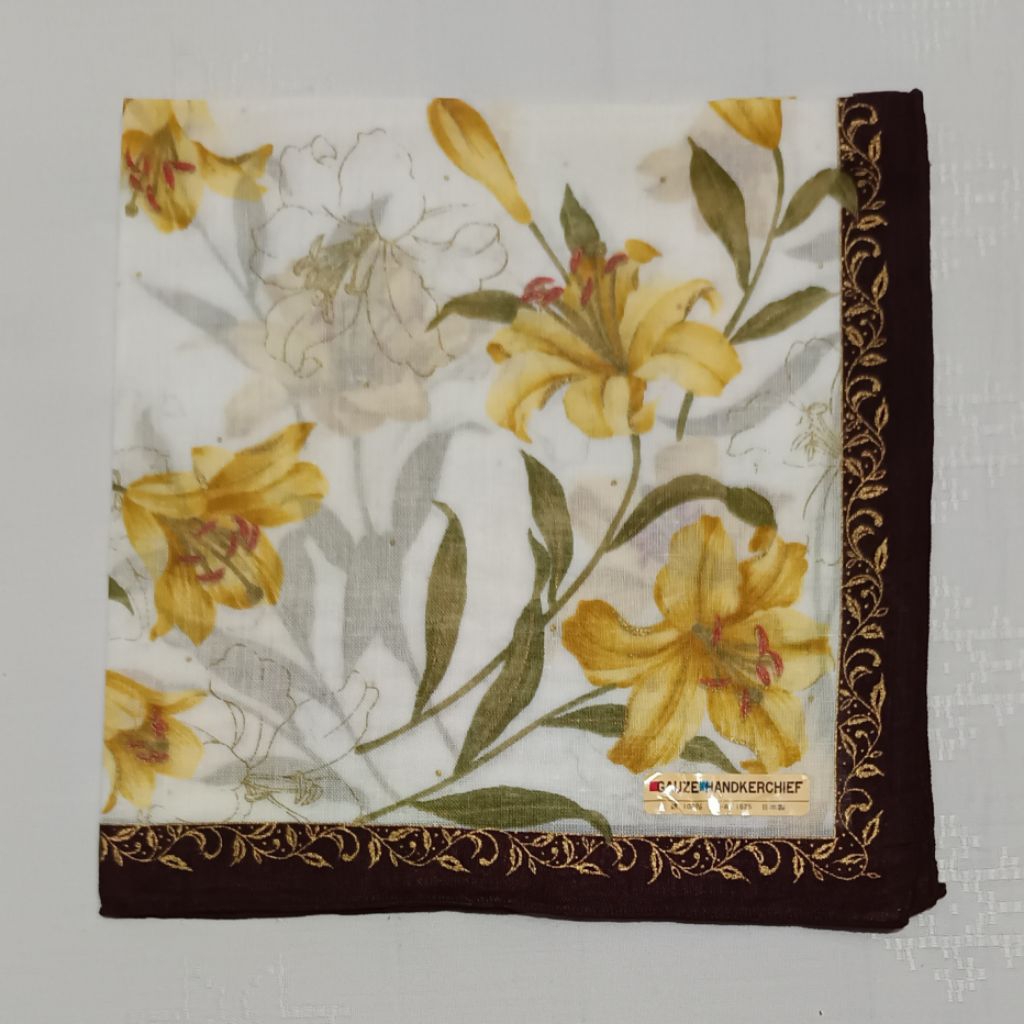 Saputangan Preloved Branded Gauze