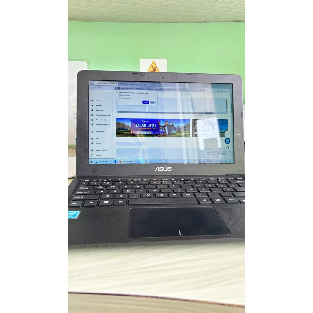 notebook laptop asus e202s