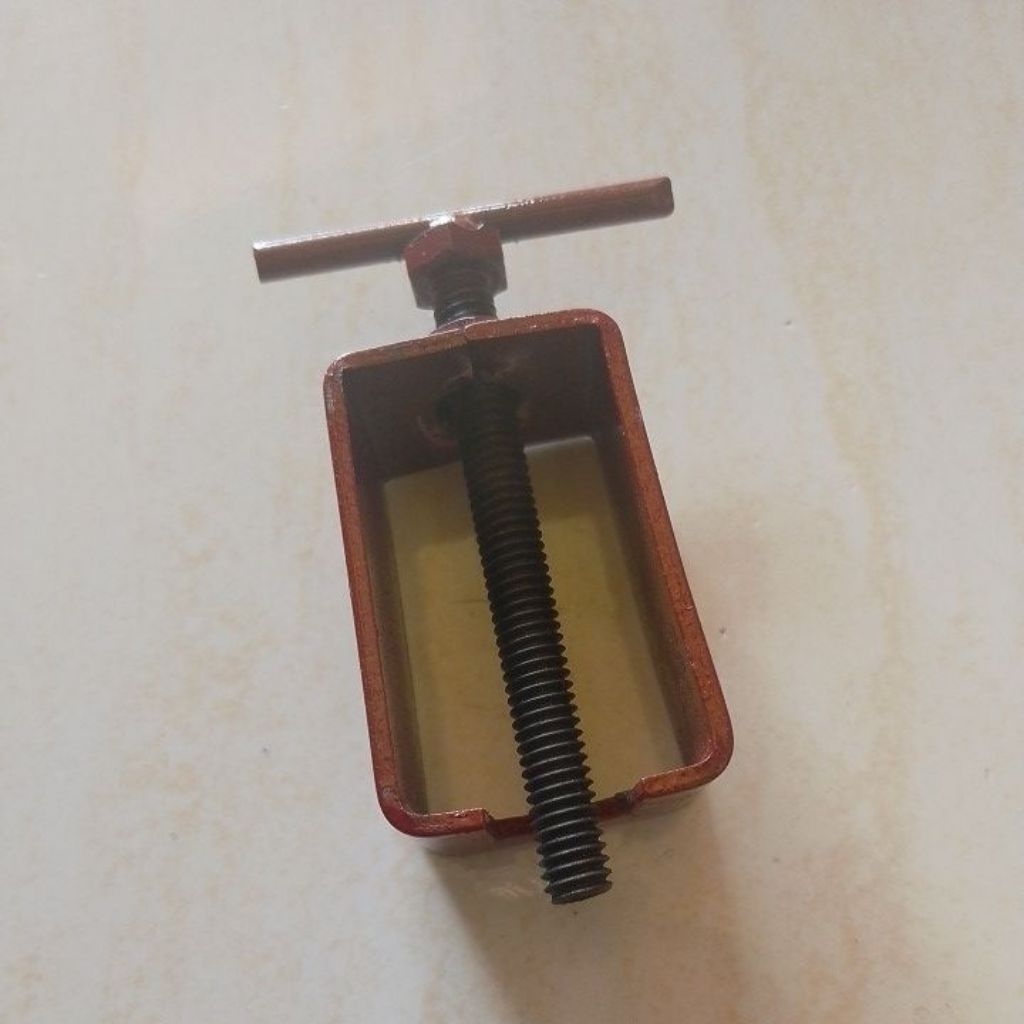 TREKER IMPELLER IMPELER MESIN POMPA AIR / ALAT PEMBUKA IMPELER MESIN POMPA AIR /TREKER IMPELER