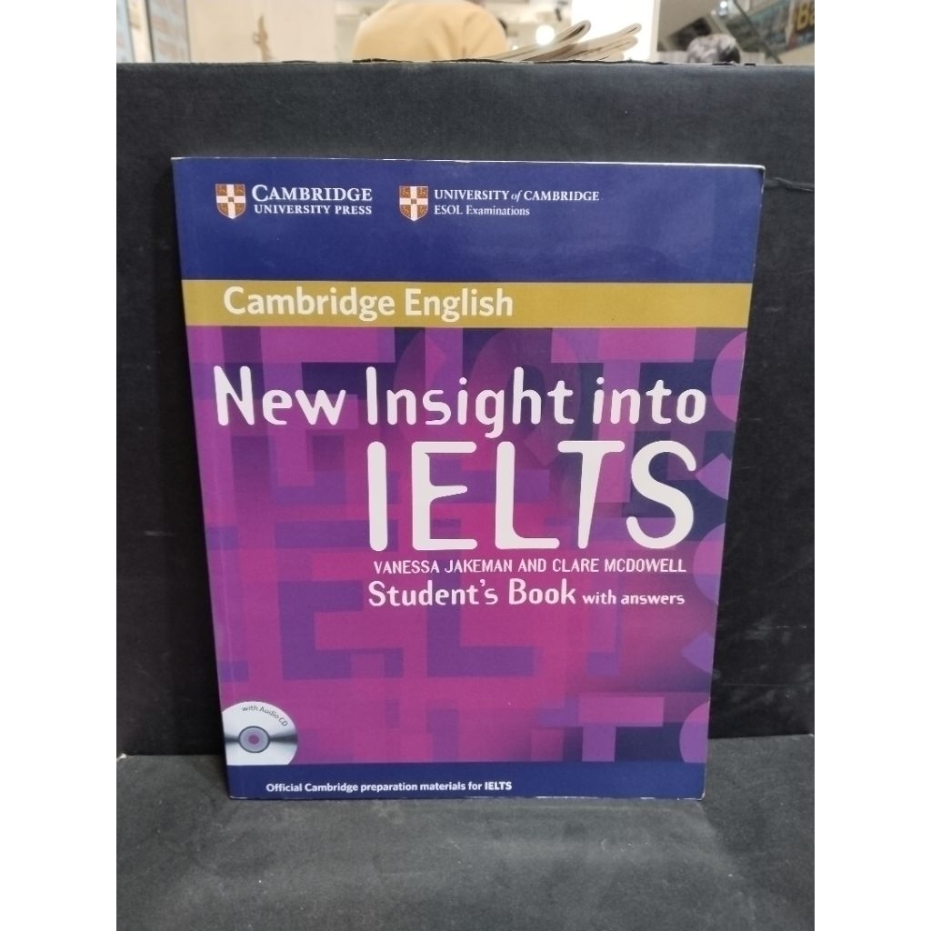 Buku original CAMBRIDGE ENGLISH NEW INSIGHT INTO IELTS