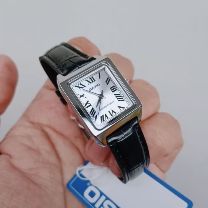 Casio Tank strap kulit hitam angka romawi