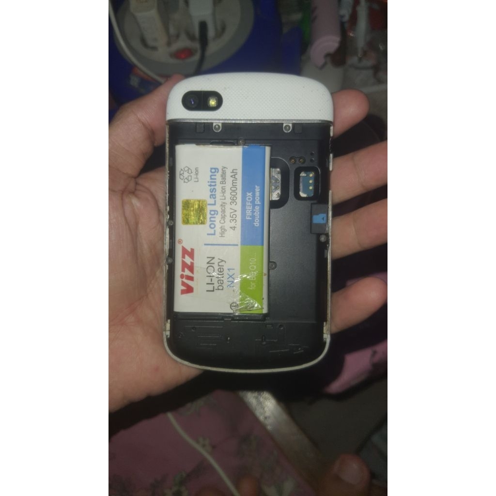 blackberry q10 minus baca deskripsi