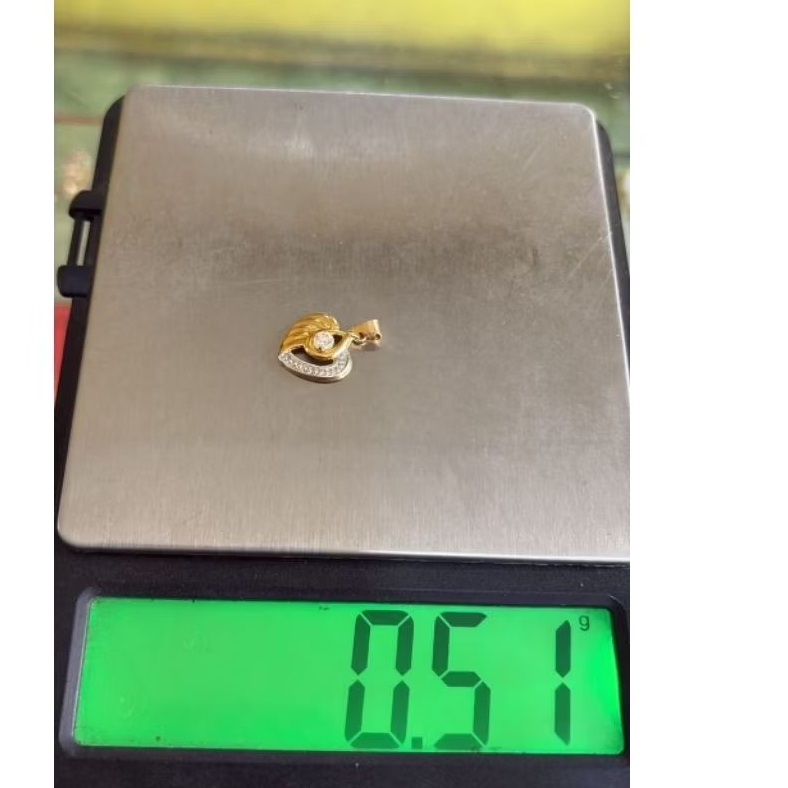 liontin gold - emas 22k - kadar 700 - harga murah