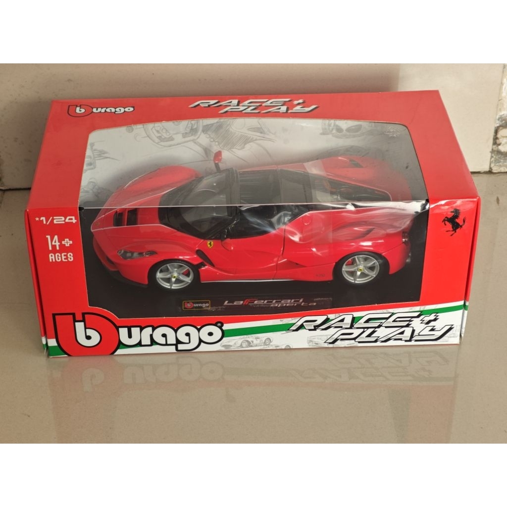 bburago ferrari laferrari aperta 1:24