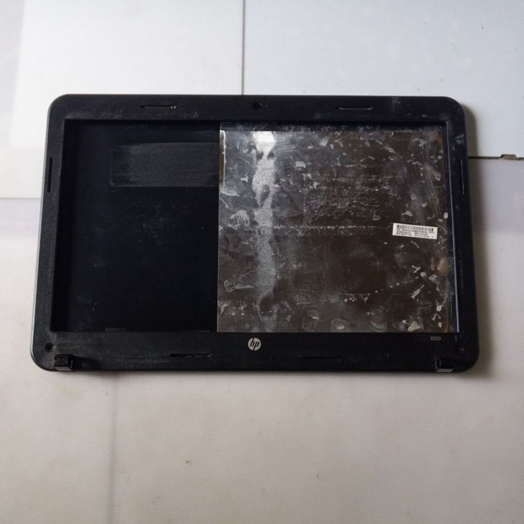 Casing LCD laptop HP 1000